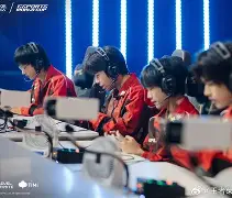 电竞夜战:岭东灰熊队绝杀徽州貔貅队,速度优势明显争冠格局再洗牌 电竞夜战:岭东灰熊队绝杀徽州貔貅队,速度优势明显争冠格局再洗牌
